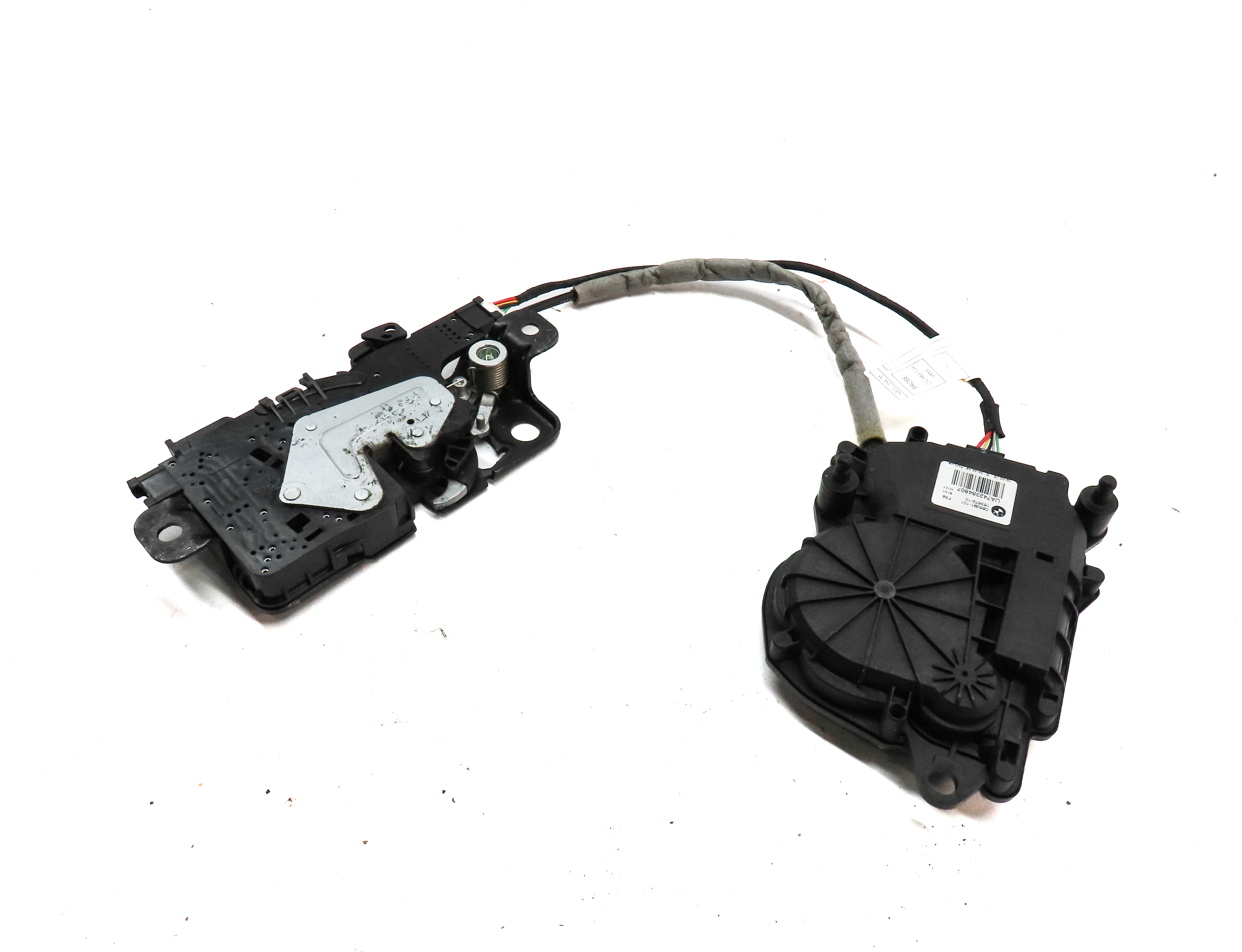 2018 BMW X2 (F39) REAR HATCH TRUNK TAILGATE LOCK LATCH w/ ACTUATOR MOTOR — exact item pictured